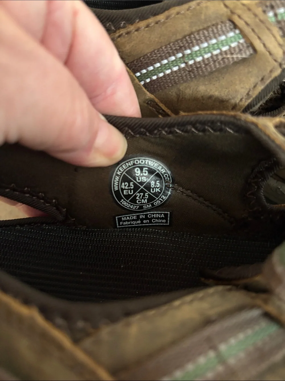 Keen Brown Men’s Closed-Toe Outdoor Sandals size 9.5